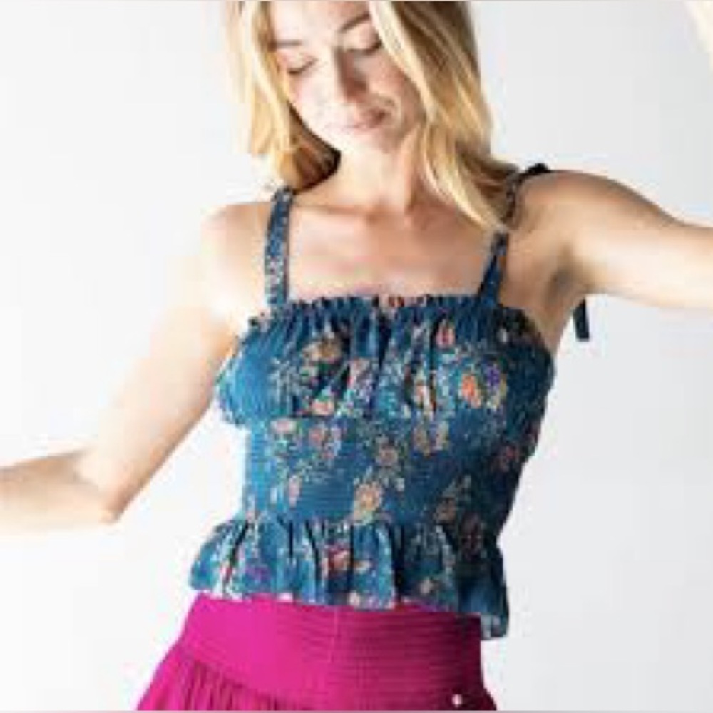 Natural life tank top